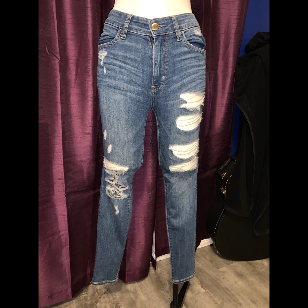 Stretchy Distressed AE Skinny Jeans